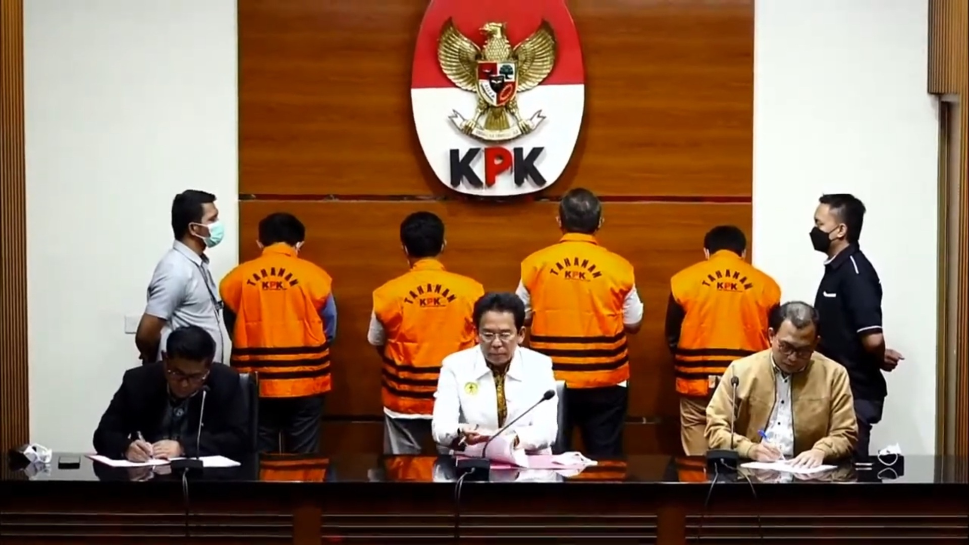 KPK tetapkan Wakil Ketua DPRD Jatim tersangka dugaan suap alokasi dana hibah