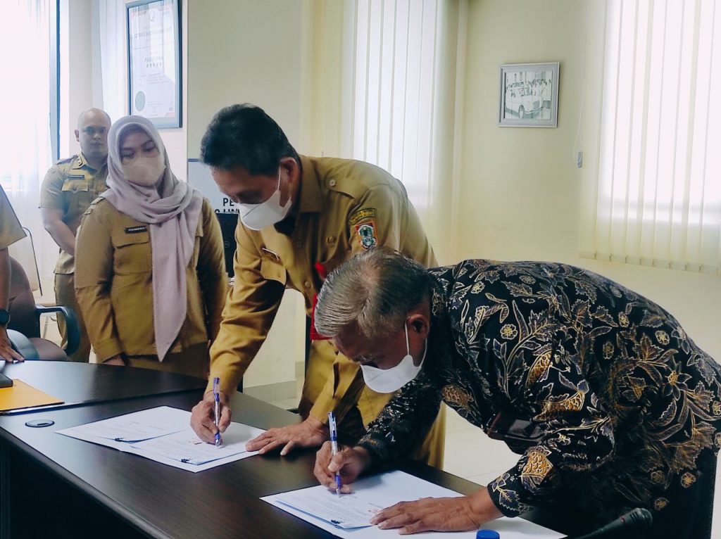 Pemprov Kalsel salurkan 50 komputer percepat pelayanan di RSUD Ulin Banjarmasin