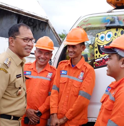 Wali Kota Makassar Instruksikan camat siapkan jaminan kesehatan petugas sampah Tangkasaki