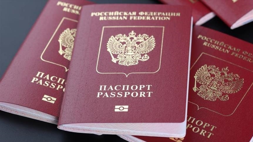 Swiss tak terima lagi paspor Rusia dari wilayah pendudukan