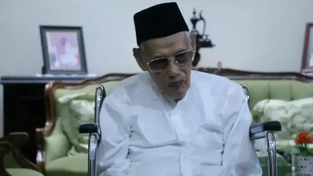 Ketua Umum MUI 1998-2000 Kyai Ali Yafie tutup usia