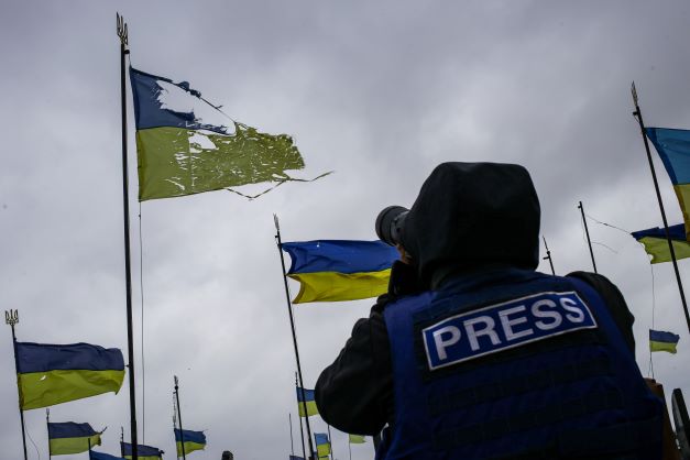 Tekanan atas awak pers dalam liputan dari Perang Ukraina sejak 2022