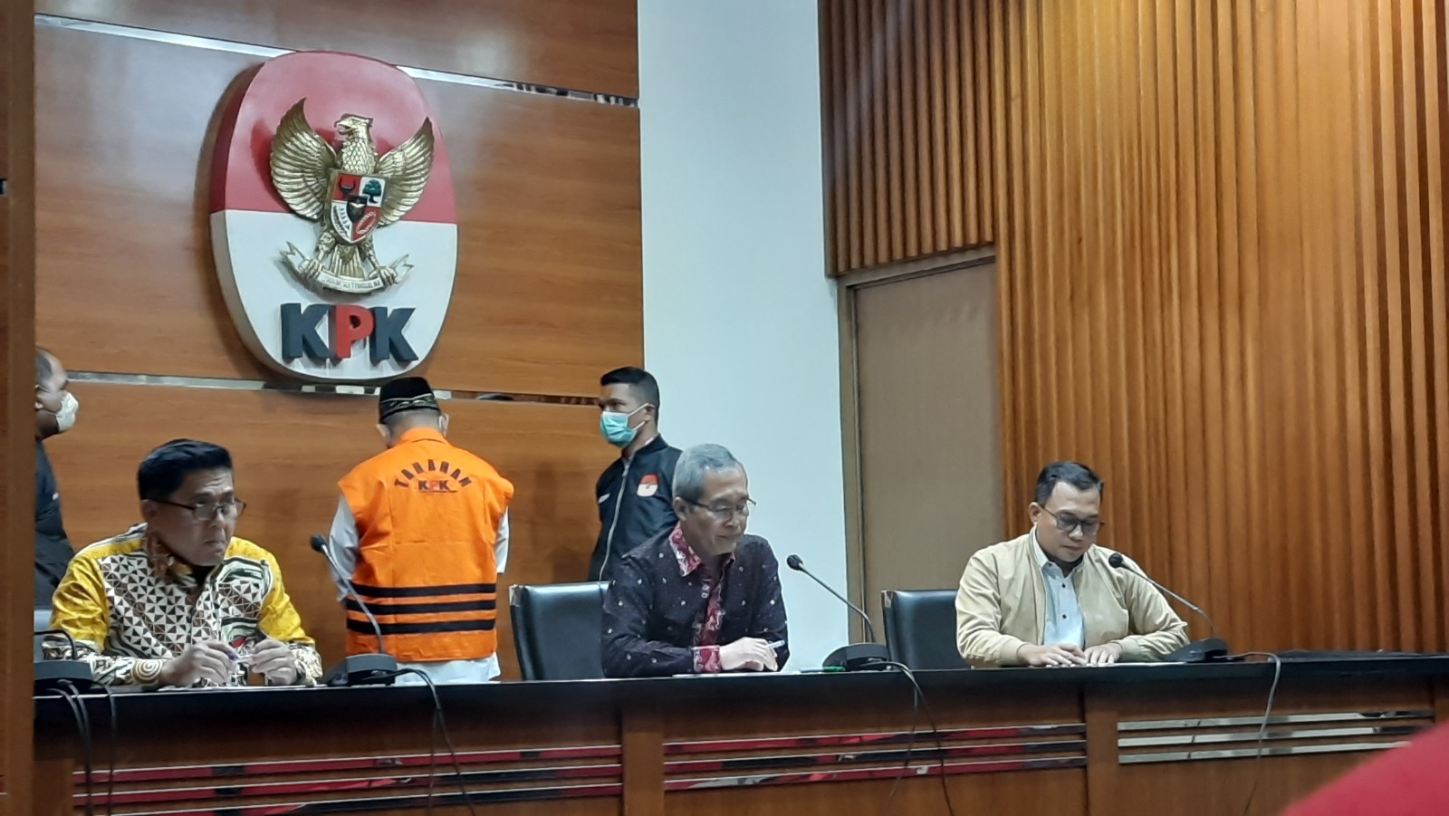 KPK tetapkan eks Bupati Sidoarjo Saiful Ilah jadi tersangka