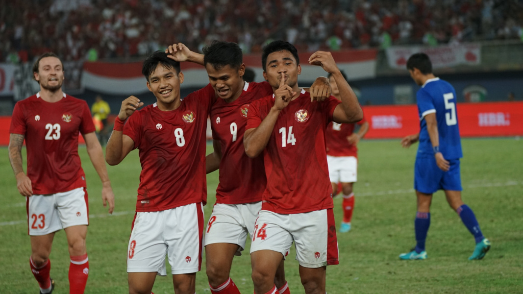 10 Debutan di timnas Argentina,  5 debutan di timnas Indonesia 