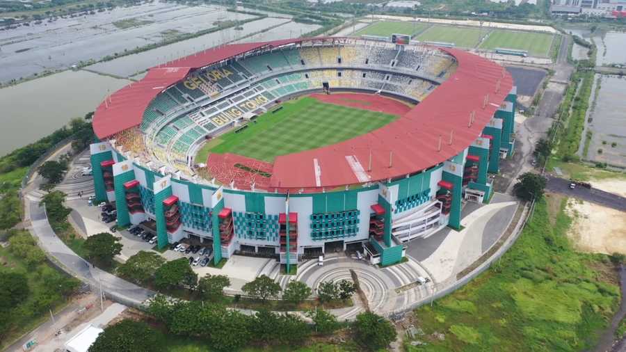 Gagal gelar Piala Dunia, Wali Kota Surabaya izinkan Persebaya bermain di Stadion GBT