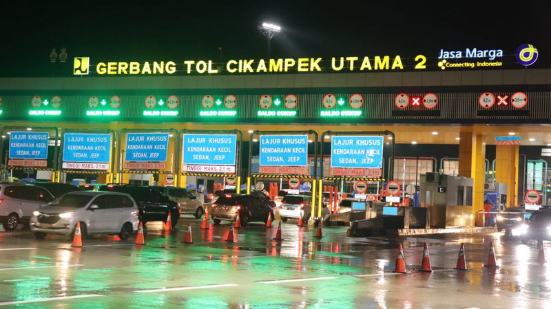 Polri catat 98.901 kendaraan masuk DKI Jakarta via GT Cikampek hingga pagi tadi