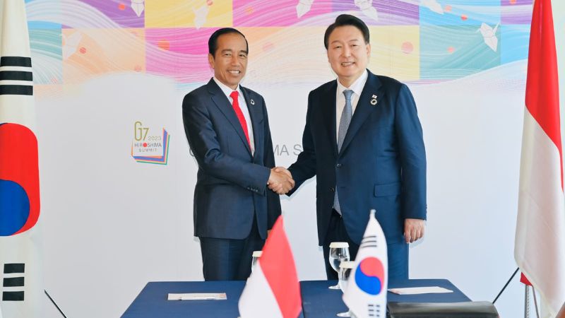 Jokowi minta dukungan Presiden Korsel atas komitmen investasi Lotte hingga LS Cable 
