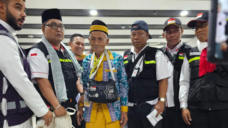 Mbah Harun, jemaah haji tertua asal Indonesia tahun ini