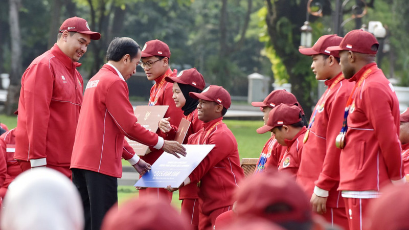 Jokowi guyur bonus Rp320 miliar untuk atlet ASEAN Para Games 2023