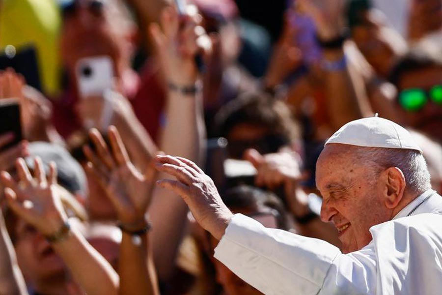 Paus Fransiskus muak dengan aksi pembakaran Alquran