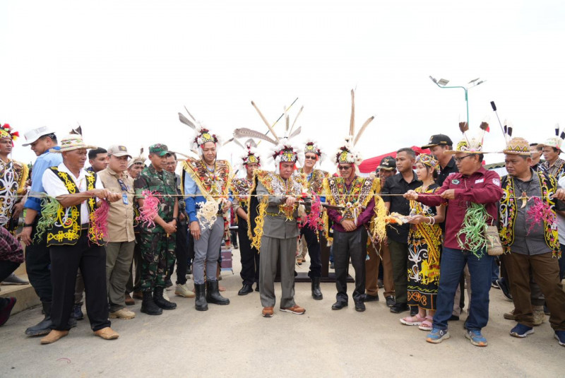Pemprov Kaltim gandeng Bayan Group bangun jembatan di Kukar