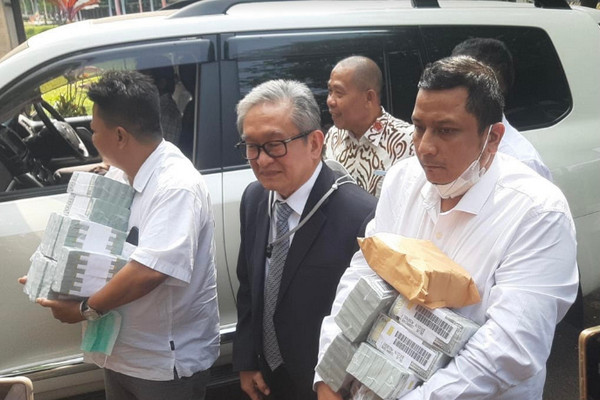 FAPP tuntut pejabat Kejagung yang instruksikan penggerebekan kantor Maqdir Ismail ditindak tegas 