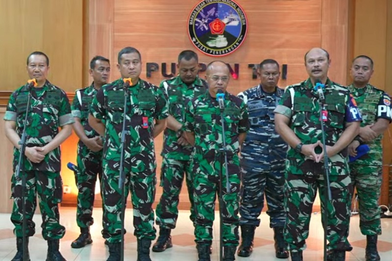 Kabasarnas dan Koorsmin jadi tersangka KPK, TNI keberatan