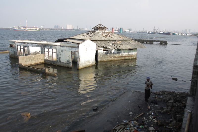 Gawat, Dewan Sumber Daya Air Nasional sebut permukaan tanah Jakarta terus turun