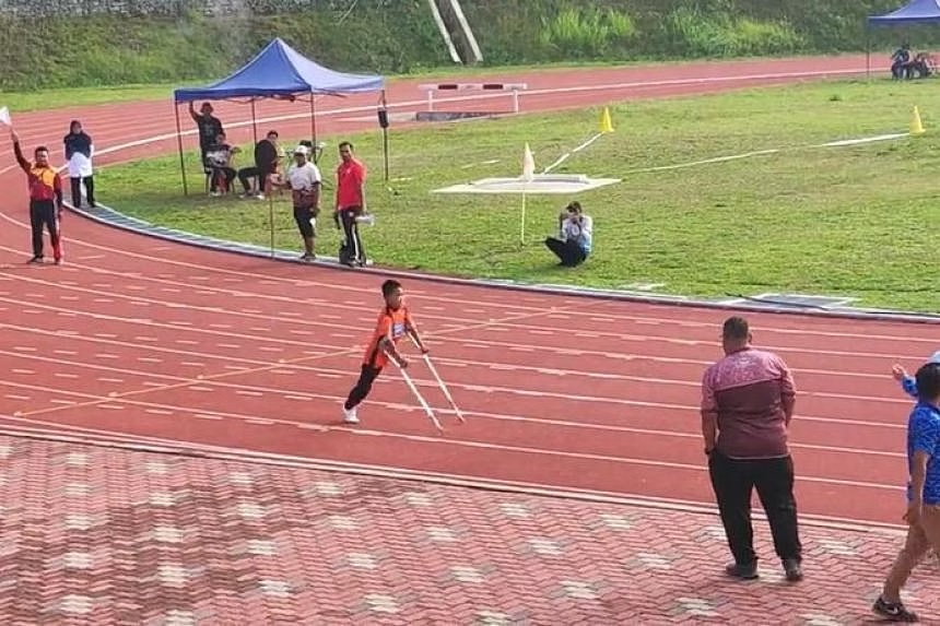 Kisah mengharukan bocah Malaysia dengan satu kaki yang ikut lomba lari