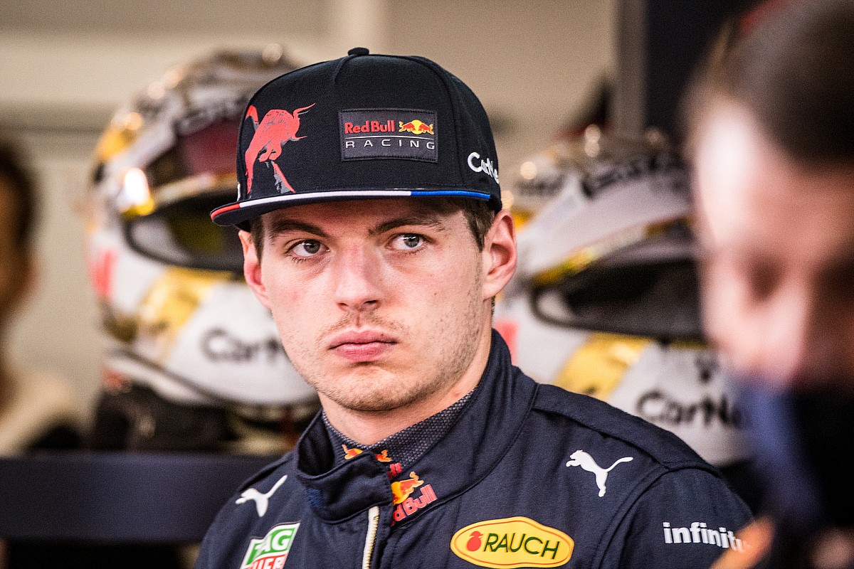 Seberapa dekat Max Verstappen dengan tangga juara F1 2023?