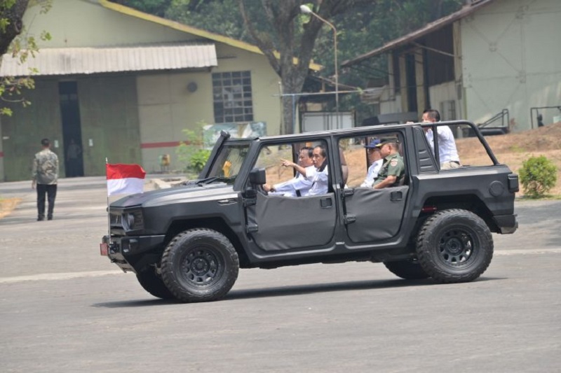 Jokowi soroti kinerja Pindad
