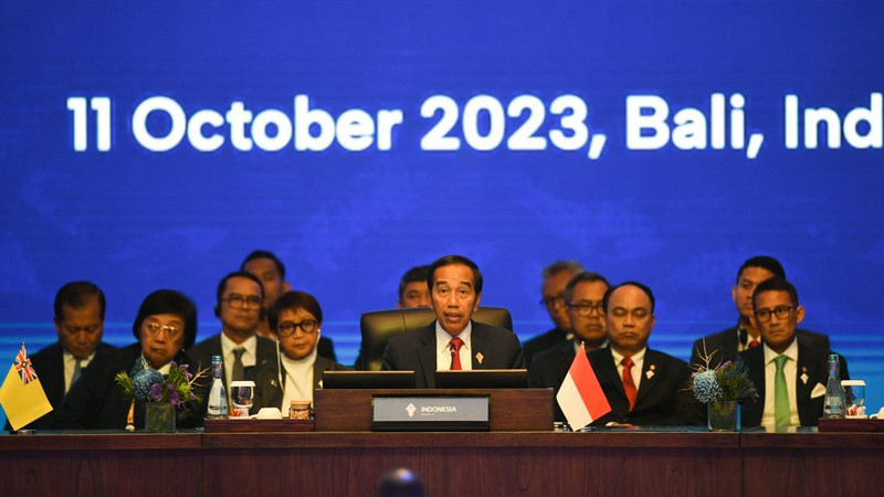 KTT AIS Forum, Jokowi ingatkan 3 tantangan negara kepulauan