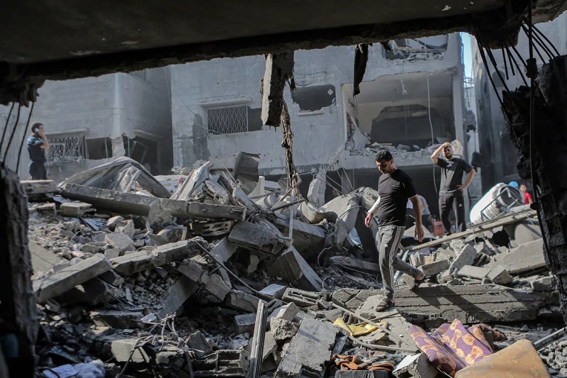 Puluhan warga Gaza tewas akibat serangan udara Israel