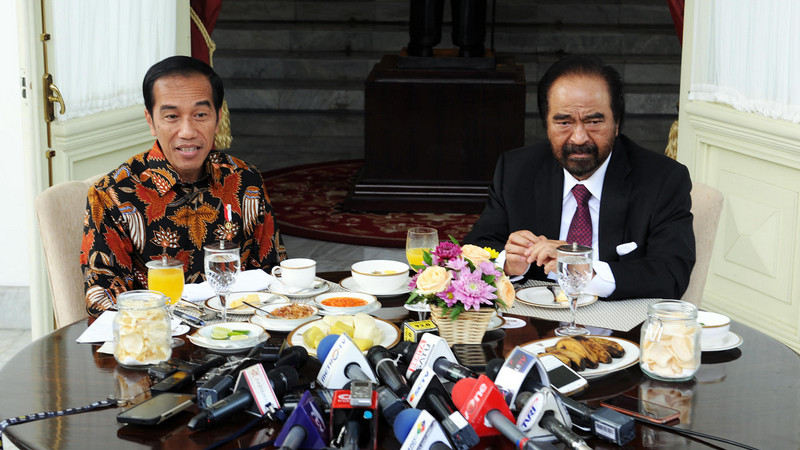 Mengapa Jokowi bertemu Surya Paloh pasca-Pilpres 2024?