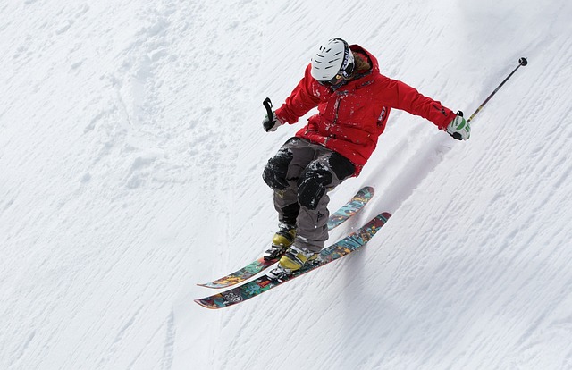5 orang dari satu keluarga hilang saat  ski di pegunungan Alpen 