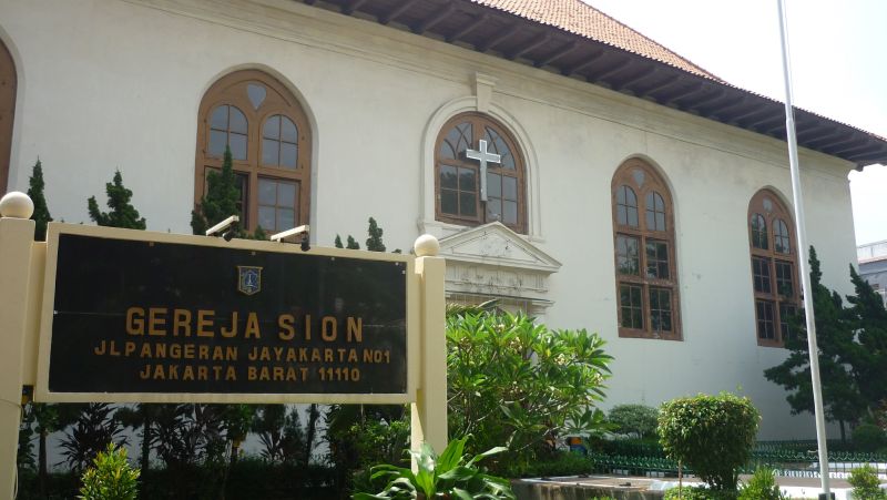 Gereja Protestan Indonesia Bagian Barat (GPIB) Jemaat Sion (tampak depan). Alinea.id/Robertus Rony Setiawan.