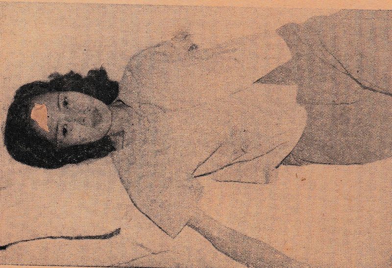 Titien Sumarni di Rumah Sakit Advent, Bandung, sebelum meninggal dunia. (Selecta No. 247 13 Juni 1966)