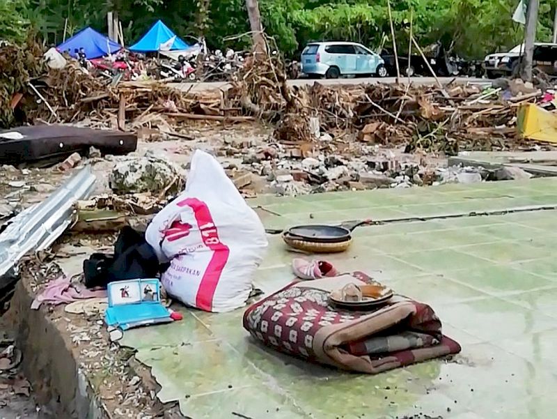 Sebagian kondisi Desa Batu Hideung, yang porak-poranda karena tsunami. Alinea.id/Annisa Saumi.