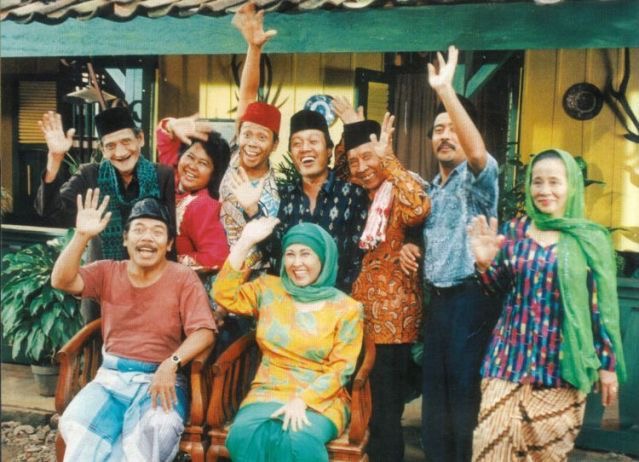 Para pemain sinetron Si Doel Anak Sekolahan yang tayang di televisi pada era 90-an. (Twitter).