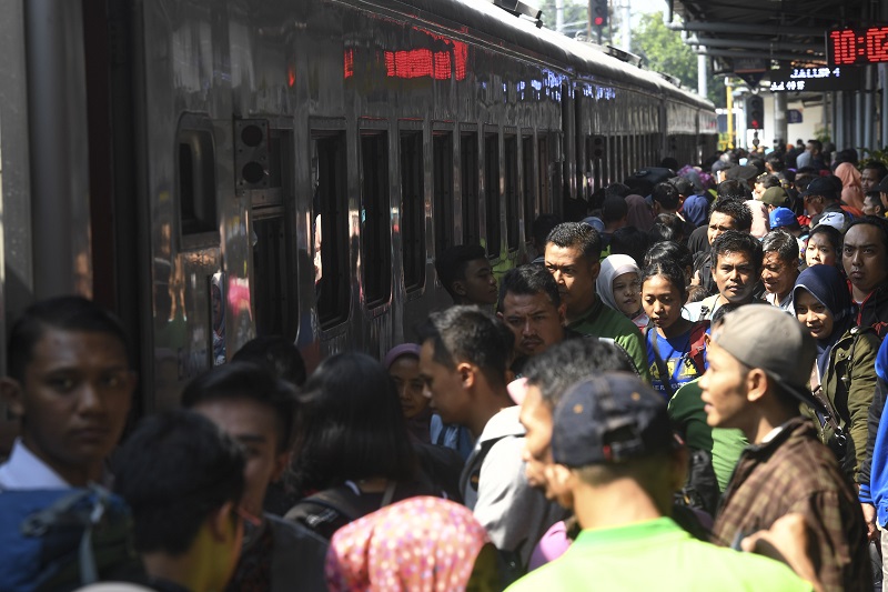 Pemudik di Stasiun Pasar Senen Jakarta. / Antara Foto