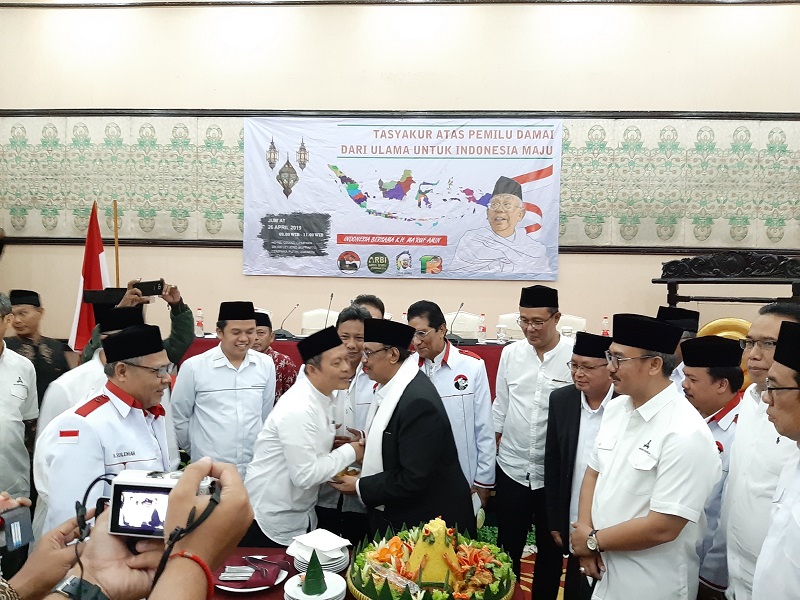 Suasana kegiatan syukuran bertajuk "Tasyakur Atas Pemilu Damai Dari Ulama Untuk Indomesia Maju" di Hotel Gran Cempaka, Jakarta Pusat, Jumat (26/4). Alinea.id/Achmad Al Fiqri.