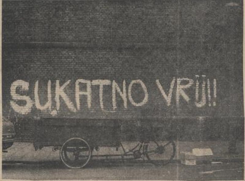 Protes penangkapan Sukatno di Belanda. /de Waarheid, 28 Juli 1971.