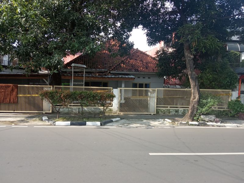 Sebuah klinik di Paseban Raya, Jakarta Pusat, yang digerebek polisi karena praktik aborsi ilegal, Selasa (3/3/2020). Alinea.id/Manda Firmansyah.