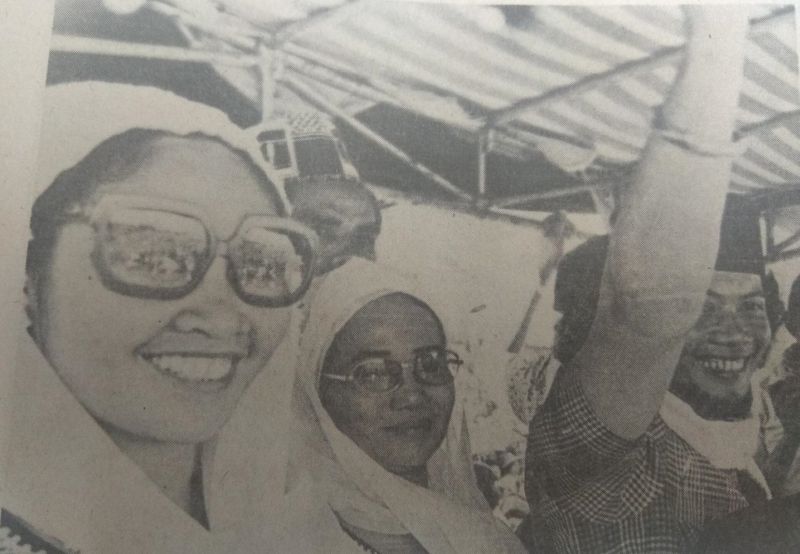 Rhoma Irama saat berkampanye untuk PPP menjelang Pemilu 1977. Tempo, 9 April 1977.