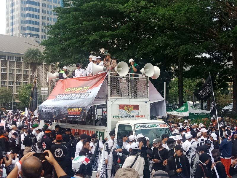 Aksi Mujahid 212 Selamatkan NKRI bergerak dari Bundaran Hotel Indonesia dan Jalan MH Thamrin menuju Istana Negara, Jakarta Pusat, Sabtu (28/9) sekitar pukul 08.00 WIB. Alinea.id/ Amaldin