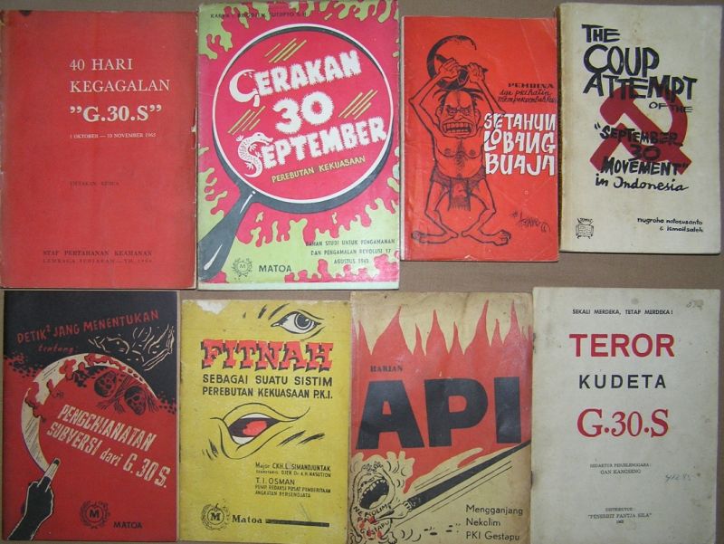 Buku-buku yang membahas PKI dan gerakan kudeta pada 30 September 1965. /Wikimedia Commons
