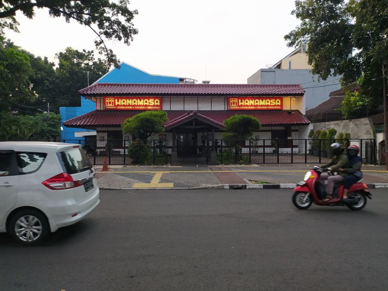 Restoran Hanamasa di Jalan Mahakam, Kebayoran Baru, Jakarta Selatan ditutup pada Sabtu (3/10). Alinea.id/Syah Deva Ammurabi.