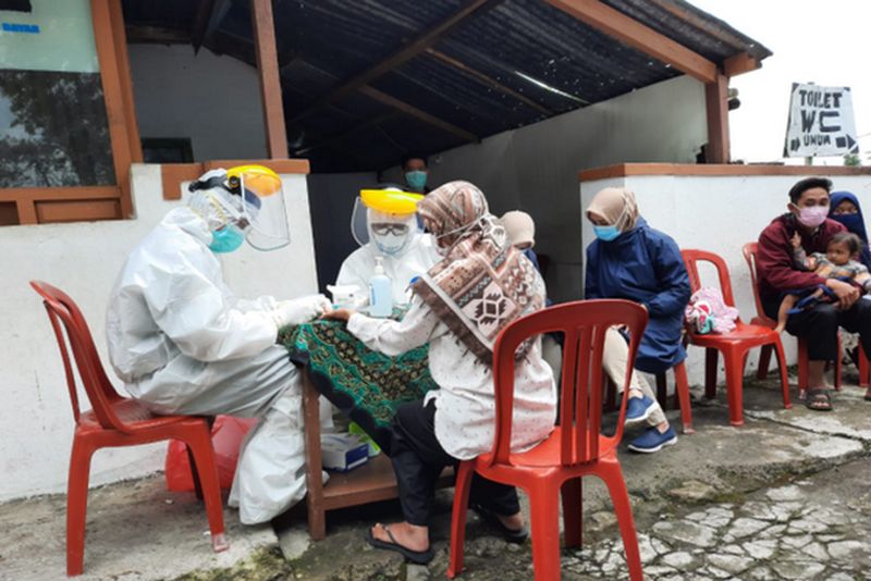 Pelaksanaan rapid test Covid-19 Dinas Kesehatan Jawa Tengah. /Foto Dokumentasi Dinkes Jateng