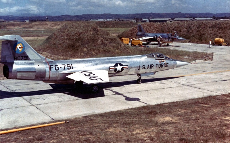 Jet tempur AS disiagakan di Pangkalan Udara Taoyuan, Formosa, September 1958. /Foto Wikimedia Commons