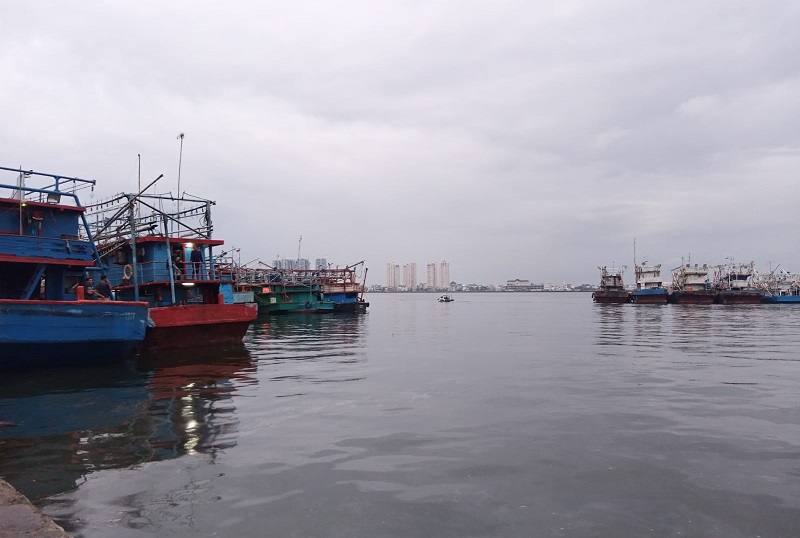 Sejumlah kapal nelayan diparkir di kawasan Pelabuhan Muara Angke, Pluit Penjaringan, Jakarta Utara, (27/11). Alinea.id/Kudus Purnomo Wahidin
