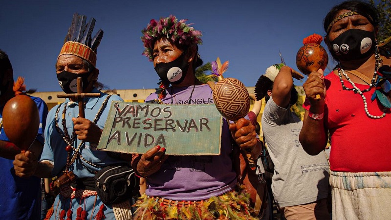 Ilustrasi aksi protes warga pribumi di Brasilia. /Foto dok. Greenpeace