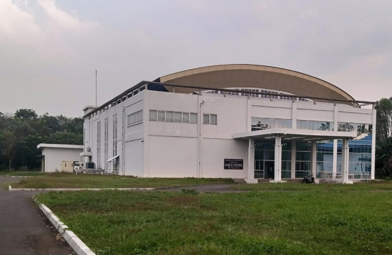 Suasana Laboratorium DO-160 di Kompleks Pusat Teknologi Penerbangan Organisasi Riset Penerbangan dan Antariksa BRIN di Rumpin, Bogor, Jawa Barat, Senin (1/8). Alinea.id/Kudus Purnomo Wahidin