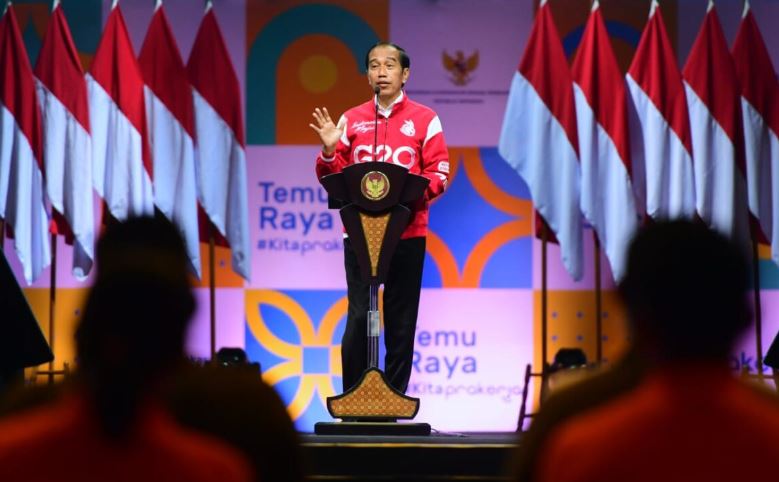 Presiden Joko Widodo memberikan sambutan dalam acara Silaturahmi dengan Alumni Penerima Kartu Prakerja di Sentul International Convention Center (SICC), Bogor, pada Jumat, 17 Juni 2022. /Foto dok. BPMI Setpres