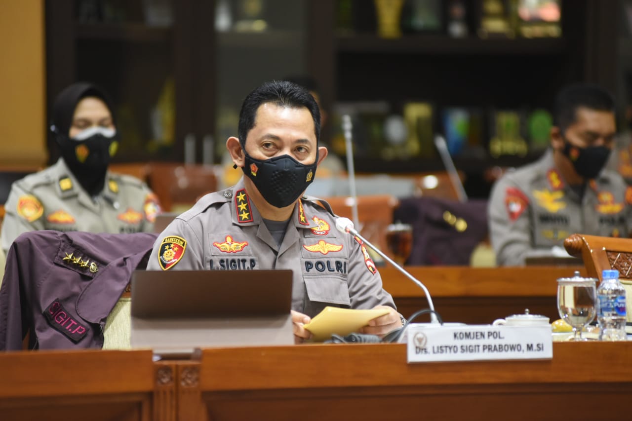 Komjen Polisi Sigit Listyo Prabowo saat memberikan paparan dalam uji kepatutan dan kelayakan atau fit and proper test di hadapan anggota Komisi lll DPR RI, Rabu (20/1/2021). /Foto dok. Humas Polri