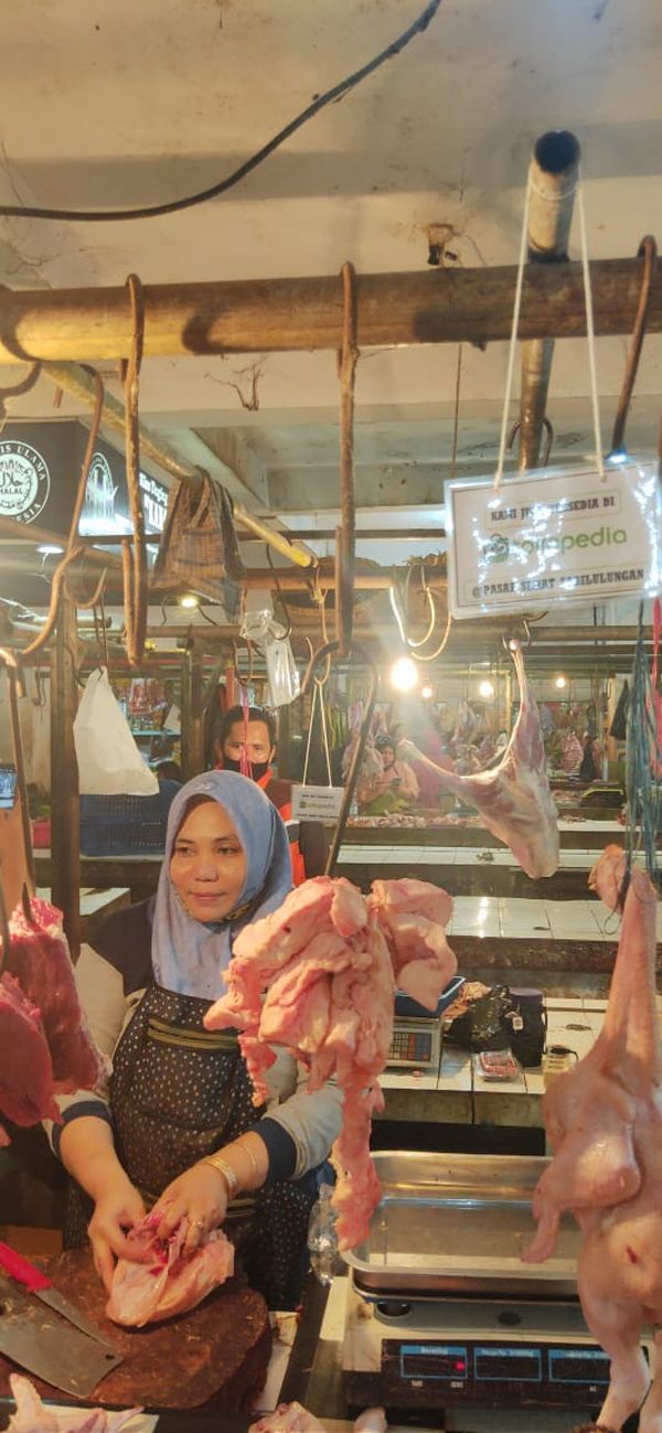Salah satu lapak daging sapi di Pasar Sabilulungan di Cicalengka, Bandung. Dokumentasi.