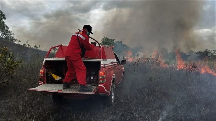 Ilustrasi kebakaran lahan dan hutan. /Foto dok. humas Manggala Akni