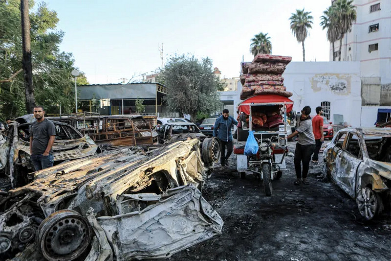 Palestina luluh lantak akibat serangan Israel.  Foto Al Jazeera/Abdelhakim Abu Riash.