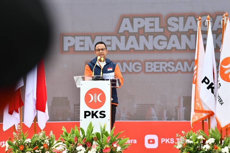 Bacapres Anies Baswedan memberikan sambutan dalam kegiatan Apel Siaga PKS #MenangBersamaRakyat di Stadion Madya, Gelora Bung Karno, Senayan, Jakarta, Minggu (26/02/2023). Foto dok. PKS