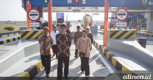 Presiden resmikan tol  Kartasura  Sragen