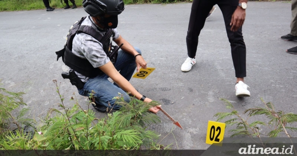 Polisi Lakukan Olah TKP Penembakan Oleh KKB